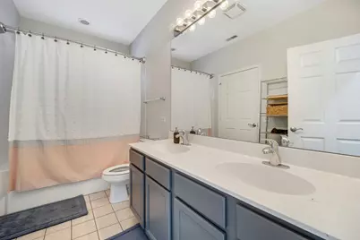 947 W 14th Place #3A, Chicago, IL 60608 - Photo 10