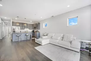 947 W 14th Pl, Chicago, IL 60608 - Photo 4