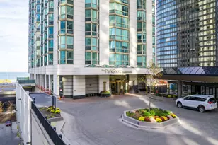 195 N Harbor Dr, Chicago, IL 60601 - Photo 2