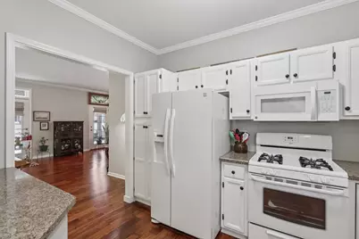 1262 Rhodes Lane, Naperville, IL 60540 - Photo 4