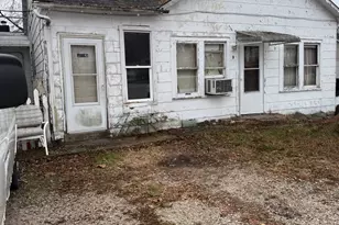 599 N School St, Braidwood, IL 60408 - Photo 2