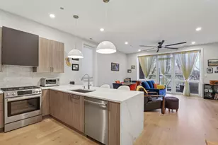 4932 N Kenmore Ave, Chicago, IL 60640 - Photo 2