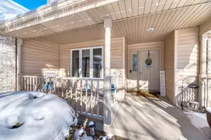 770 Meadowood Ln, Wilmington, IL 60481 - Photo 4