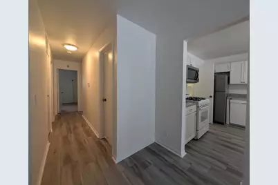 205 Glasgow Lane #V1, Schaumburg, IL 60194 - Photo 10