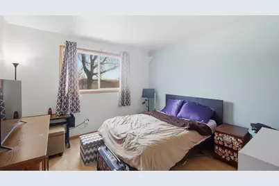 [Address not provided], Elgin, IL 60123 - Photo 4