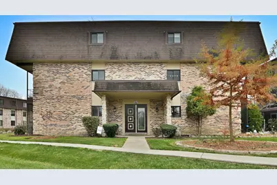 9176 South Road #1B, Palos Hills, IL 60465 - Photo 1