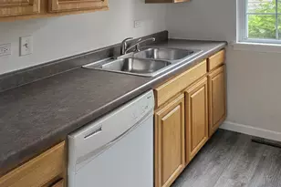 861 Village Cir, Marengo, IL 60152 - Photo 6