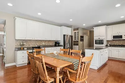 2558 Savanna Drive, Wauconda, IL 60084 - Photo 22