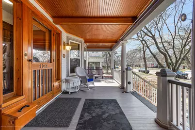 1011 Maple Avenue, Evanston, IL 60202 - Photo 4