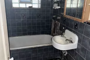 951 N Trumbull Ave, Chicago, IL 60651 - Photo 18