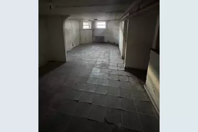 951 N Trumbull Avenue, Chicago, IL 60651 - Photo 18