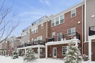 904 Coletta Cir, Naperville, IL 60563 - Photo 22