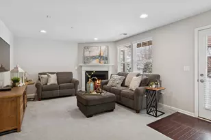 904 Coletta Cir, Naperville, IL 60563 - Photo 16