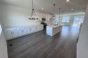 1526 Albany St, Grayslake, IL 60030 - Photo 8