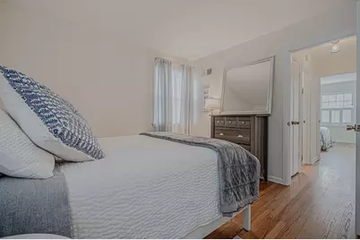 [Address not provided], Wilmette, IL 60091 - Photo 16