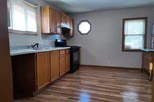 126 Prairie St, Genoa, IL 60135 - Photo 8