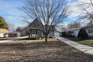 126 Prairie St, Genoa, IL 60135 - Photo 4