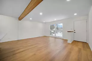 137 Julie Dr, Glenview, IL 60025 - Photo 10