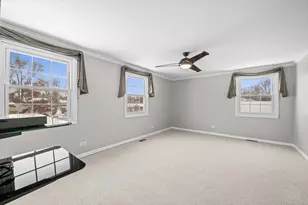 440 Burnt Ember Ln, Buffalo Grove, IL 60089 - Photo 24