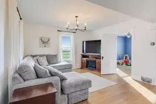 17128 Lukens Rd, Sycamore, IL 60178 - Photo 8