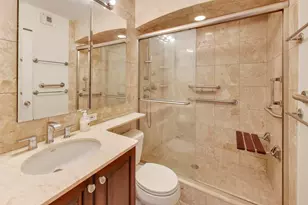 1310 N Ritchie Ct, Chicago, IL 60610 - Photo 18