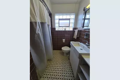 5750 W Leland Avenue, Chicago, IL 60630 - Photo 6