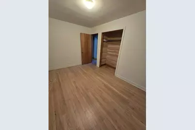 5750 W Leland Avenue, Chicago, IL 60630 - Photo 10