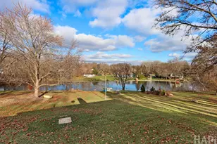 1512 W Oakleaf Dr, Johnsburg, IL 60051 - Photo 18