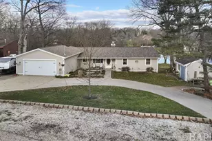 1512 W Oakleaf Dr, Johnsburg, IL 60051 - Photo 28