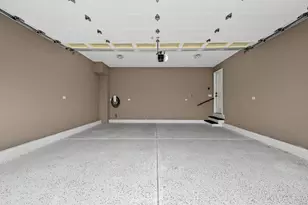 5541 E Celebrity Cir, Hanover Park, IL 60133 - Photo 32