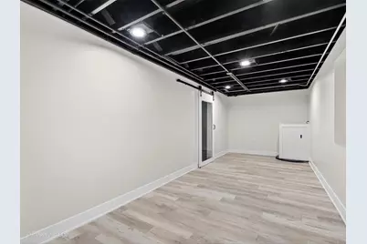 5541 E Celebrity Circle, Hanover Park, IL 60133 - Photo 30