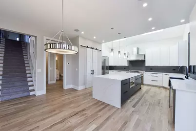 719 N Brainard Street, Naperville, IL 60563 - Photo 2