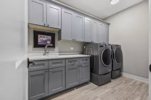 719 N Brainard St, Naperville, IL 60563 - Photo 14