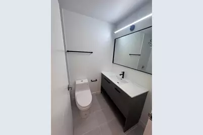 211 E Ohio Street #1003, Chicago, IL 60611 - Photo 10