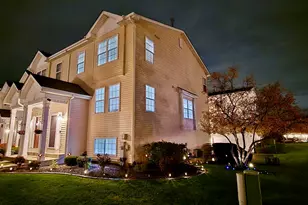 113 W Big Horn Dr, Hainesville, IL 60073 - Photo 1