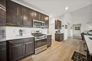 4704 Fox Trail Ct, Wonder Lake, IL 60097 - Photo 8