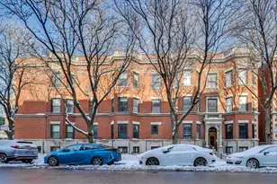 948 W Sheridan Rd, Chicago, IL 60613 - Photo 1