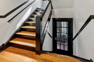 2700 W Albion Ave, Chicago, IL 60645 - Photo 8