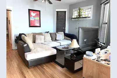 3926 W Byron Street #1, Chicago, IL 60618 - Photo 2