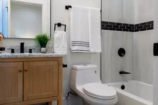 1018 N Princeton Ave, Villa Park, IL 60181 - Photo 28