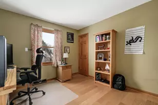 3431 Charlemaine Dr, Aurora, IL 60504 - Photo 24