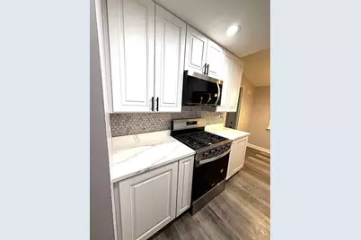 758 N Kenilworth Avenue, Glen Ellyn, IL 60137 - Photo 8