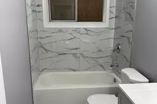 2956 Sherwood Ave, Markham, IL 60428 - Photo 10