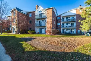 1345 Cunat Ct, Lake in the Hills, IL 60156 - Photo 1