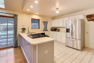 3206 Sunnyside Ave, Brookfield, IL 60513 - Photo 6