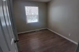 2203 W Kirby Ave, Champaign, IL 61821 - Photo 8