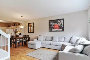 5552 Elizabeth Pl, Rolling Meadows, IL 60008 - Photo 6