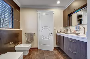 491 Old Surrey Ln, Hinsdale, IL 60521 - Photo 8