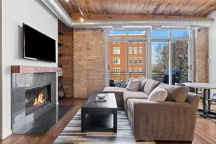 2333 W St Paul Ave, Chicago, IL 60647 - Photo 6