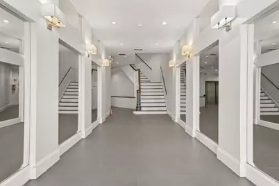 1000 N Milwaukee Avenue #402, Chicago, IL 60642 - Photo 2